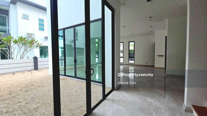 Bungalow House for Sale in Taman Equine, Seri Kembangan by Grace Tan - Exterior - iProperty.com.my