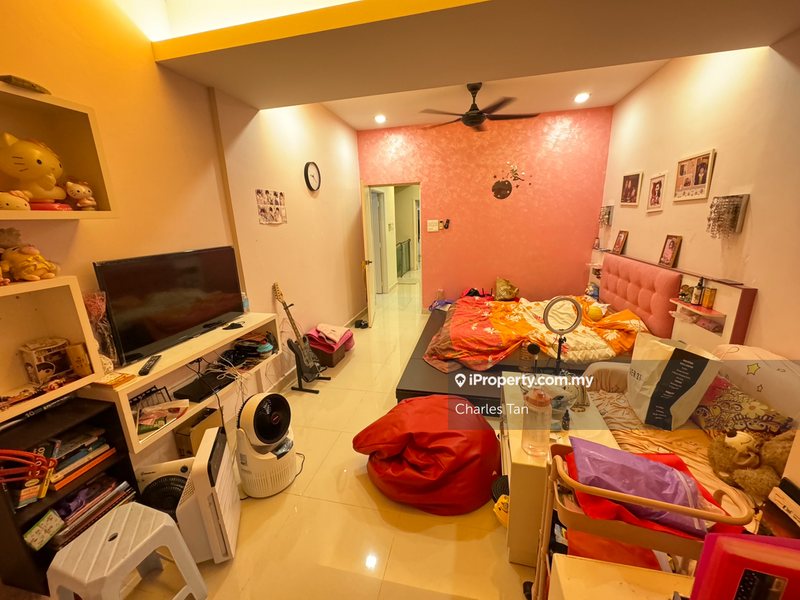 Rumah Berkembar untuk Dijual di Bandar Kinrara Seksyen 5, Bandar Kinrara oleh Charles Tan - iProperty.com.my