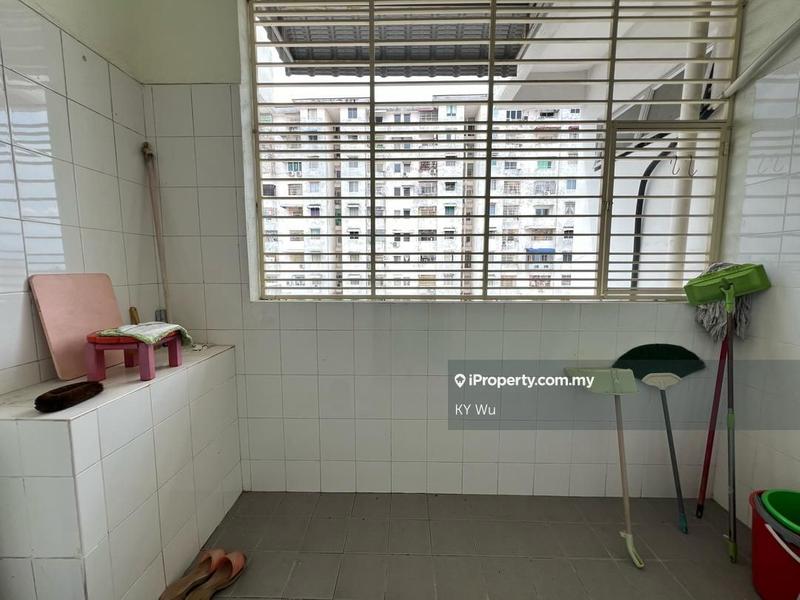 Apartment for Rent in Pangsapuri Sri Chempa by KY Wu - iProperty.com.my