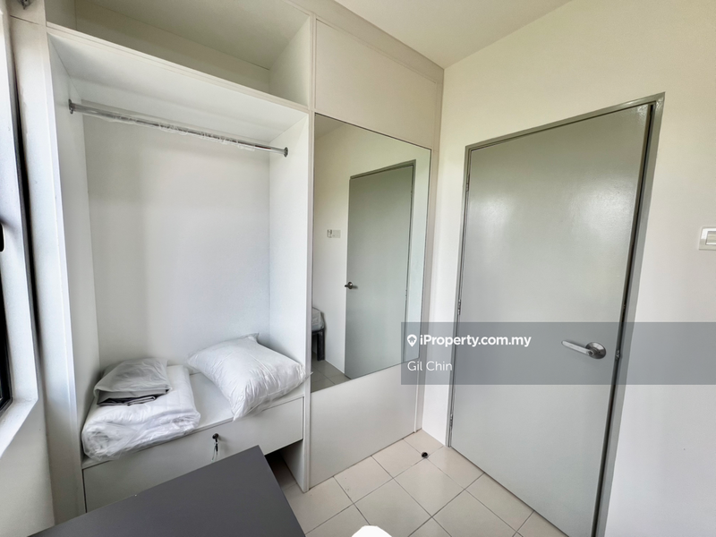 For Rent - Uni Suites