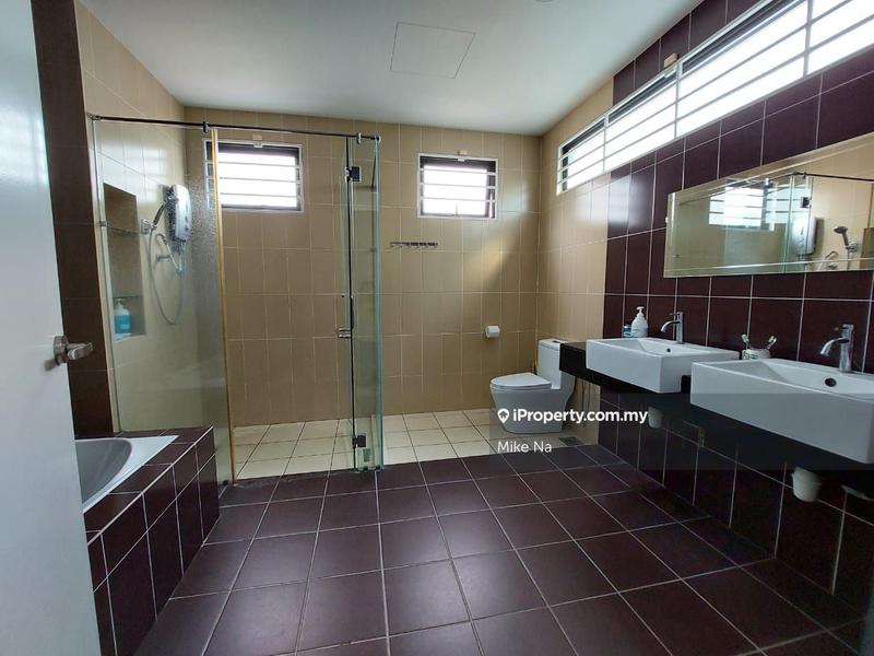 Rumah Berkembar untuk Dijual di Taman Saujana Suria, Kajang oleh Mike Na - iProperty.com.my