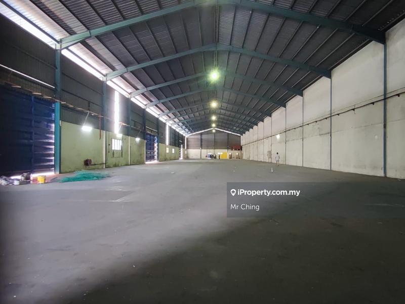 Kilang Teres untuk Disewa di Taman Kundang Jaya, Rawang oleh Mr Ching - iProperty.com.my