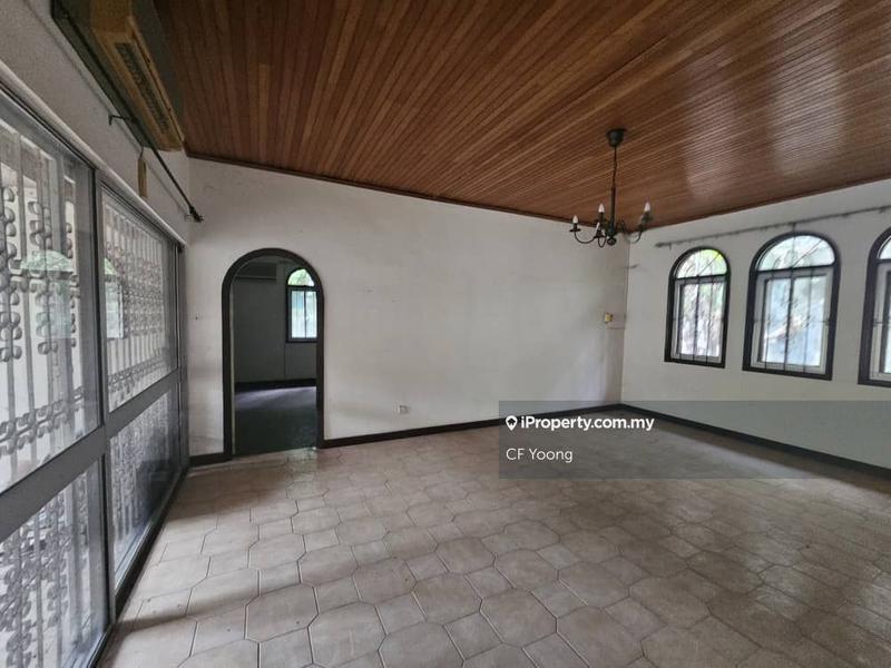 Bungalow House for Sale in Taman Bukit Pantai, Bangsar by CF Yoong - iProperty.com.my