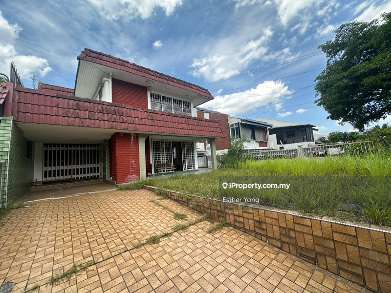 Rumah Berkembar untuk Dijual di Taman Danau Desa, Taman Desa oleh Esther Yong - iProperty.com.my