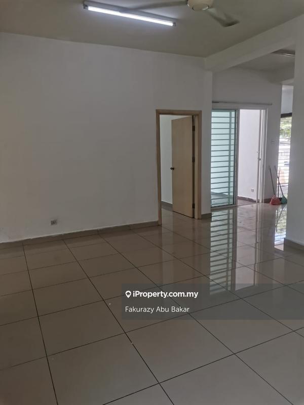 Rumah Berkembar untuk Dijual di Bandar Teknologi Kajang, Kajang oleh Fakurazy Abu Bakar - iProperty.com.my
