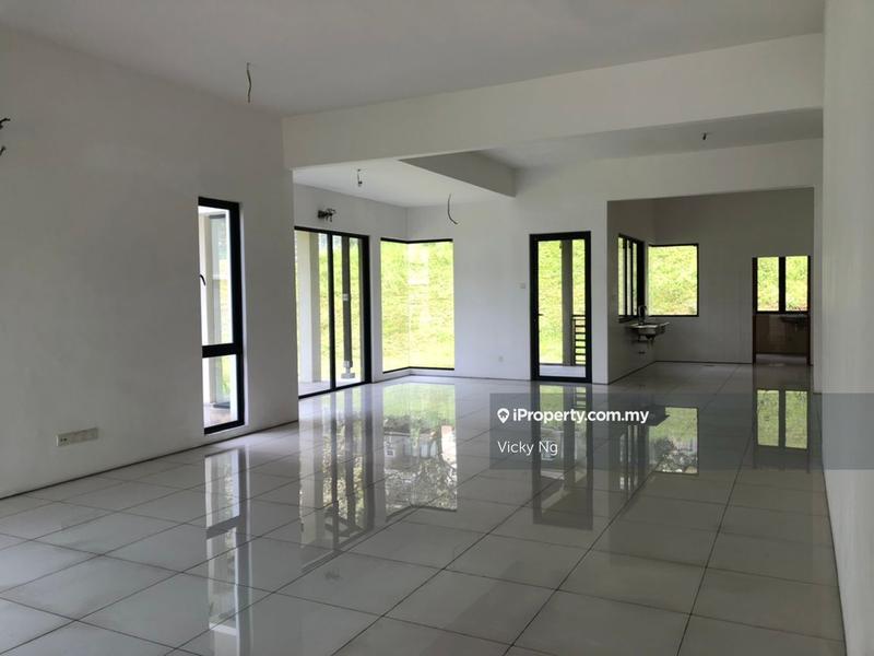 Bungalow House untuk Dijual di Kayangan Heights, Shah Alam oleh Vicky Ng - iProperty.com.my