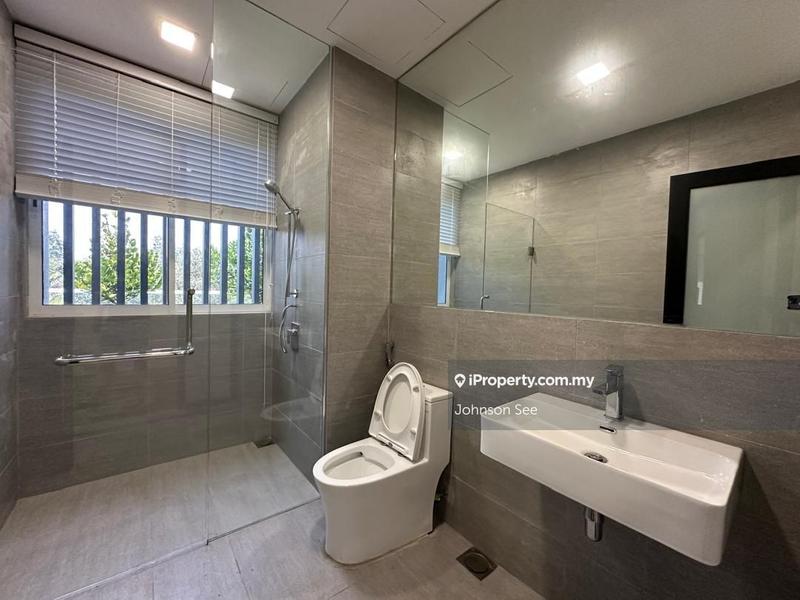 Bungalow House for Sale in Lakefront Villa, Cyberjaya by Johnson See - iProperty.com.my