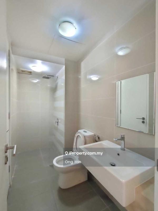 Kediaman Servis untuk Disewa di Suria @ North Kiara oleh Ong Yan - Bathroom - iProperty.com.my
