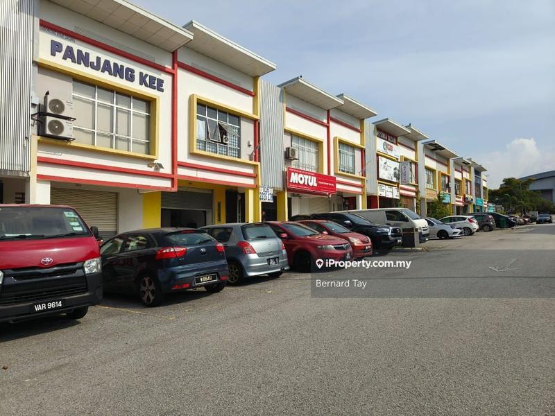 Shop / Office untuk Dijual di Subang Pelangi, Seksyen U5, Shah Alam oleh Bernard Tay - iProperty.com.my