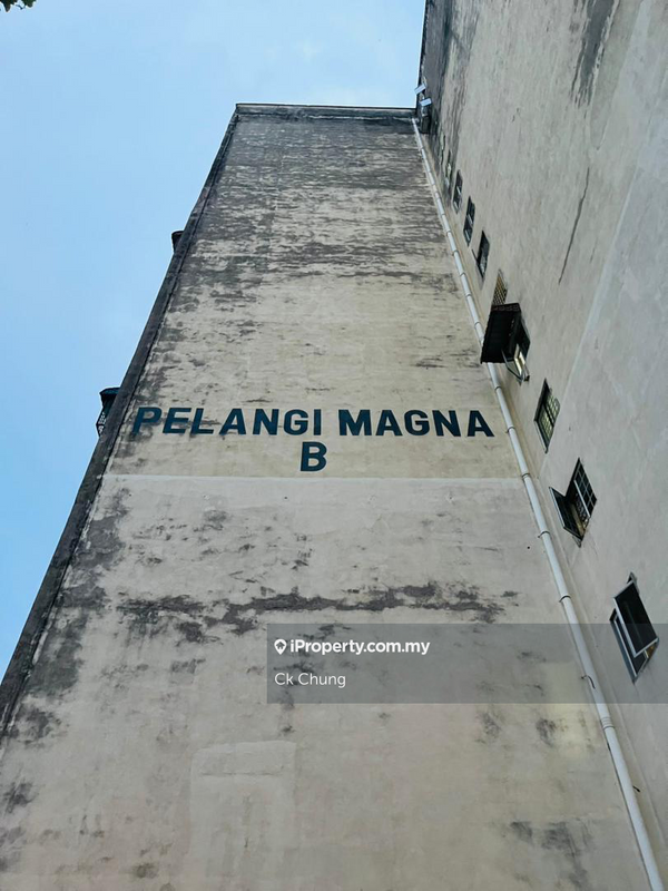 Rumah Flat untuk Dijual di Pelangi Magna oleh Ck Chung - iProperty.com.my