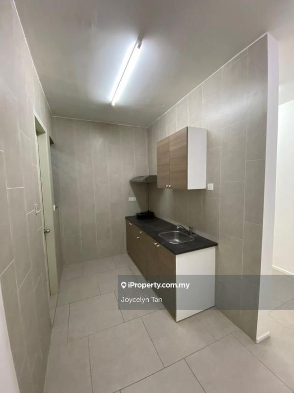 Kediaman Servis untuk Dijual di Geo Bukit Rimau oleh Joycelyn Tan - iProperty.com.my
