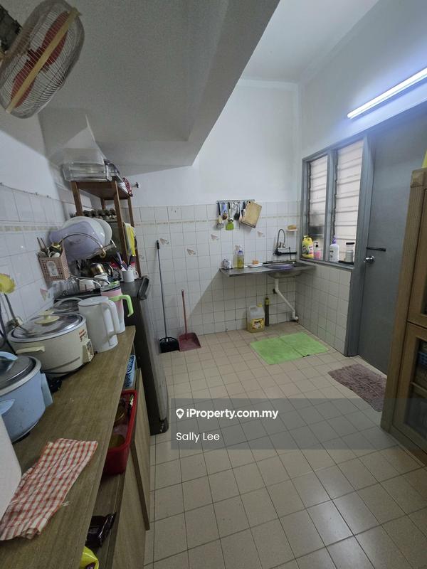 2-storey Terraced House for Sale in Usj 6, Subang Jaya by Sally Lee - Dry Kitchen - iProperty.com.my
