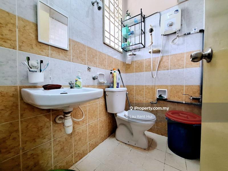 1-storey Terraced House for Sale in Taman Dato Demang, Seri Kembangan by Lau Kent Hui - iProperty.com.my