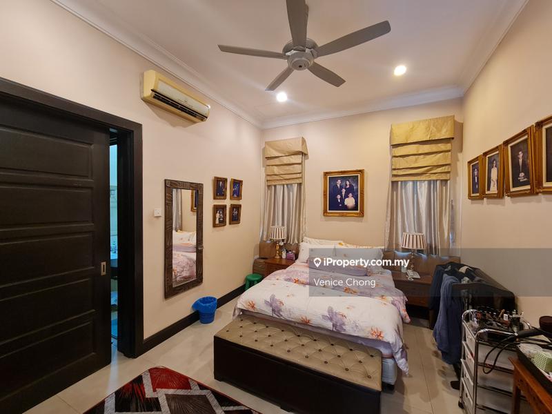 Bungalow House for Sale in Country Heights, Kajang by Venice Chong - iProperty.com.my