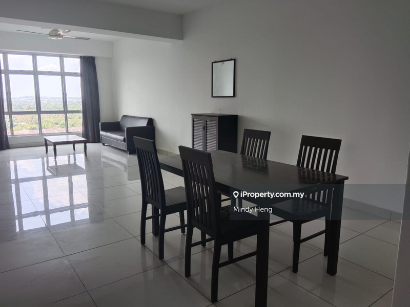 Kediaman Servis untuk Dijual di Molek Pulai oleh Mindy Heng - iProperty.com.my