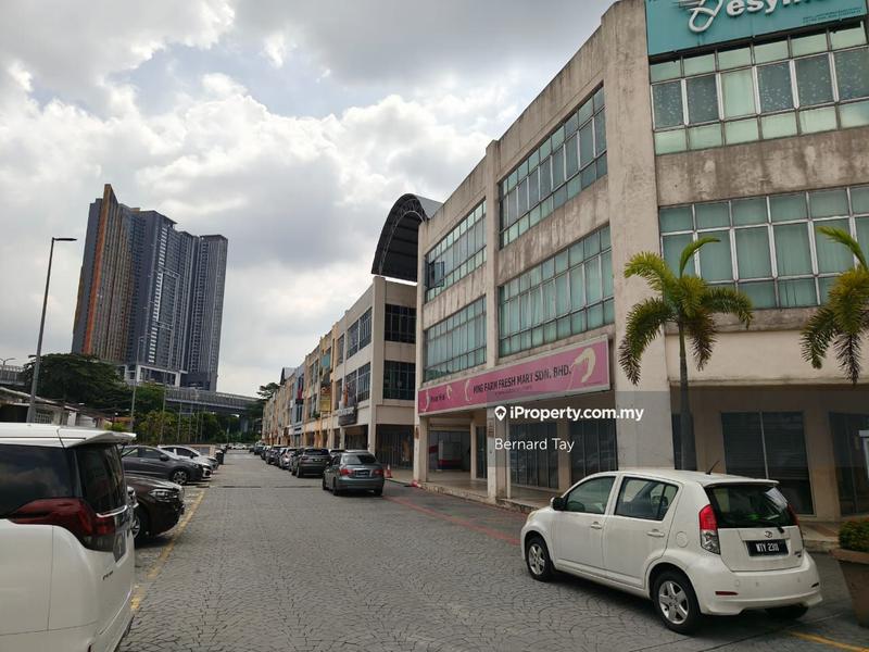 Shop / Office untuk Dijual di Taman Connaught, Cheras oleh Bernard Tay - iProperty.com.my