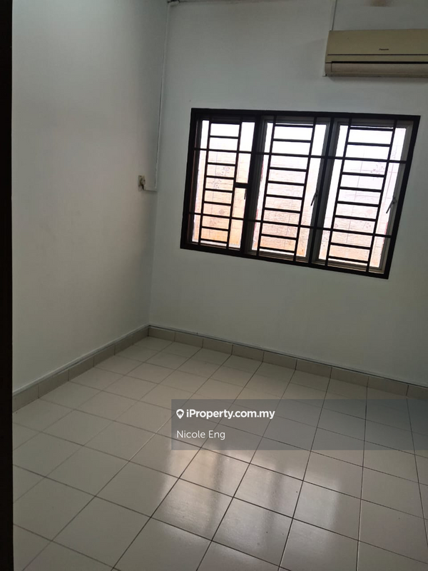 Rumah Teres 2-Tingkat untuk Dijual di Taman Puchong Tekali, Puchong oleh Nicole Eng - iProperty.com.my