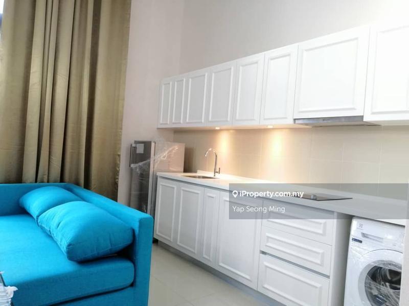 Kediaman Servis untuk Dijual di i-SOHO @ i-City oleh Yap Seong Ming - iProperty.com.my