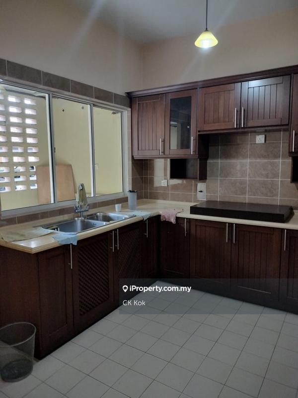 Kondominium untuk Dijual di Bungaraya Condominium oleh Ivan Kok - iProperty.com.my