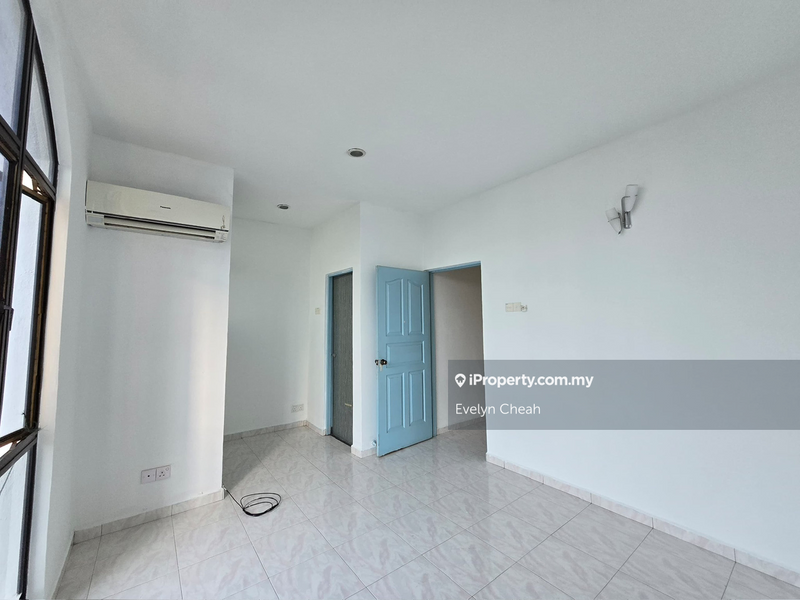 Townhouse for Sale in Bayan Lepas, Bayan Baru by Evelyn Cheah - iProperty.com.my