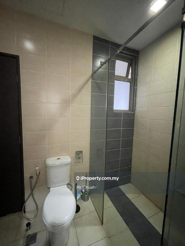 For Sale - Shaftsbury Residence