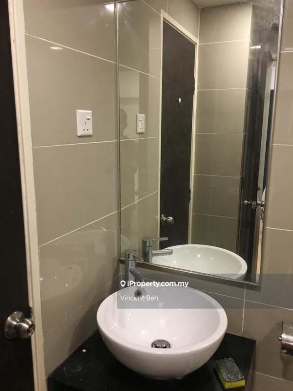 Service Residence for Sale in D'Latour by Vincent Beh - iProperty.com.my