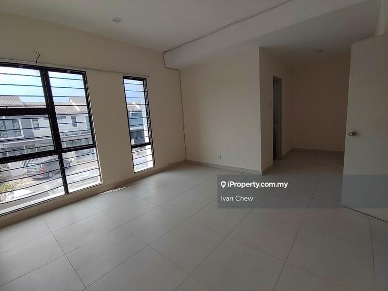 2-storey Terraced House for Sale in Lakesude residence, jalan metro puchong, puchong, Puchong by Ivan Chew - iProperty.com.my