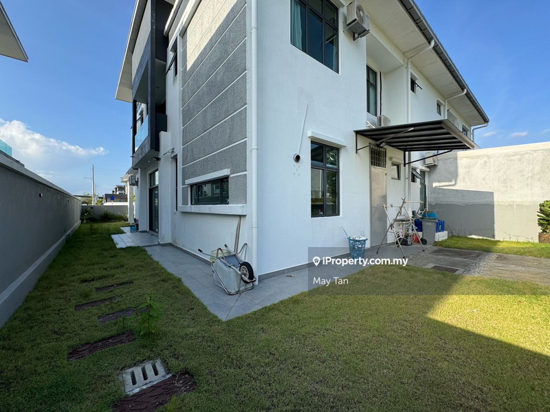 Semi-Detached House for Sale in Taman meridian, Kluang by May Tan - iProperty.com.my