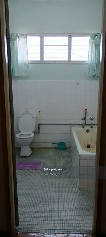 Rumah Berkembar untuk Dijual di Taman Yarl, Jalan Klang Lama (Old Klang Road) oleh Yenn Chong - iProperty.com.my