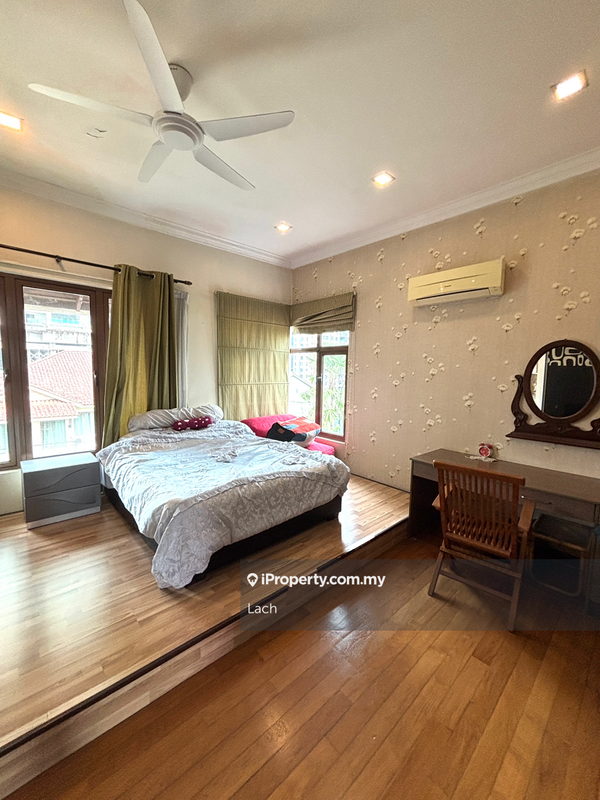 Rumah Berkembar untuk Dijual di Amarin Kiara, Mont Kiara oleh Lach - iProperty.com.my