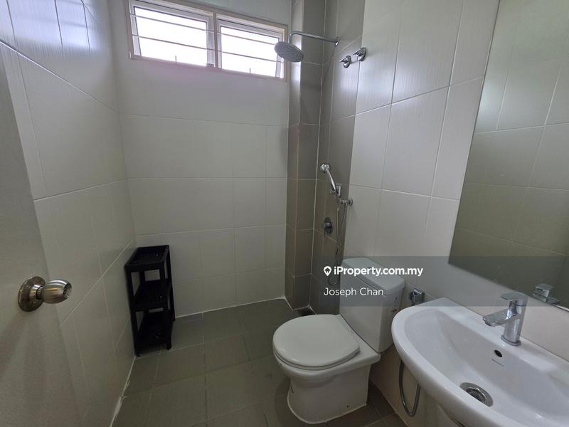 Rumah Berangkai 2 Tingkat untuk Dijual di Seksyen 13, Shah Alam oleh Joseph Chan - iProperty.com.my