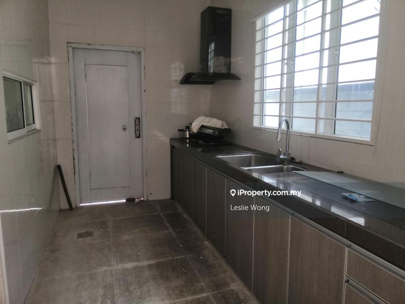 Rumah Berkembar untuk Dijual di Bukit Rahman Putra, Sungai Buloh oleh Leslie Wong - iProperty.com.my