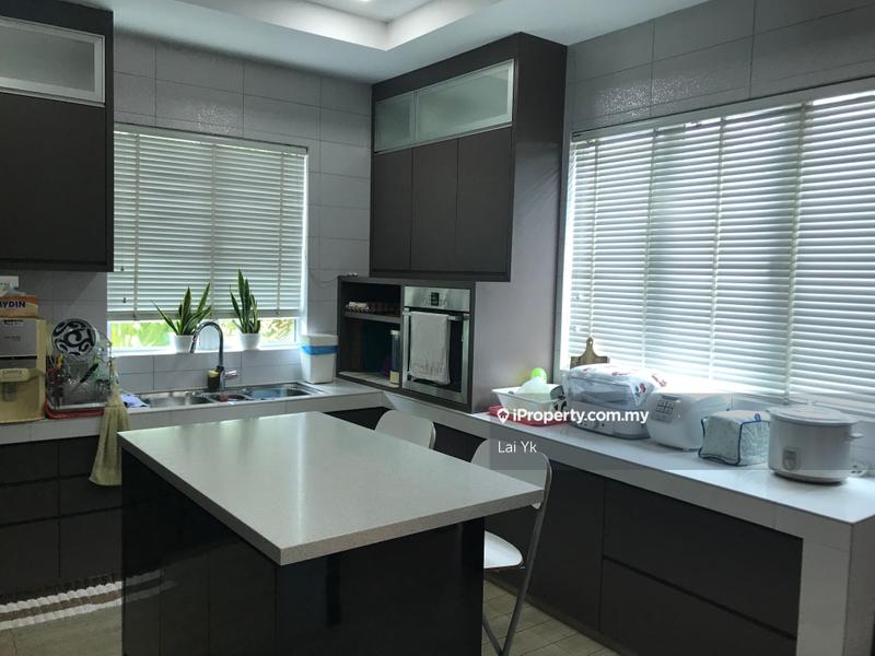 Bungalow House for Sale in Subang Heights, Subang Jaya by Lai Yk - iProperty.com.my