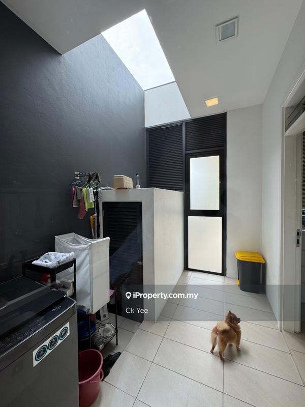 Bungalow House for Sale in Mines Resort City, Seri Kembangan by Ck Yee - iProperty.com.my