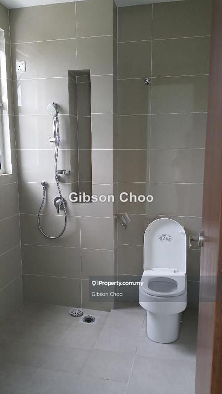 Rumah Berkembar untuk Dijual di Suria Residence oleh Gibson Choo - iProperty.com.my