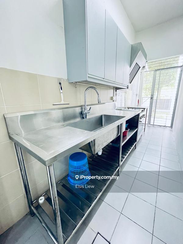 Rumah Teres 3-Tingkat untuk Dijual di Lake Fields, Sungai Besi oleh Elsis Liew - iProperty.com.my