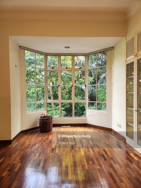 For Sale - Sri Murni