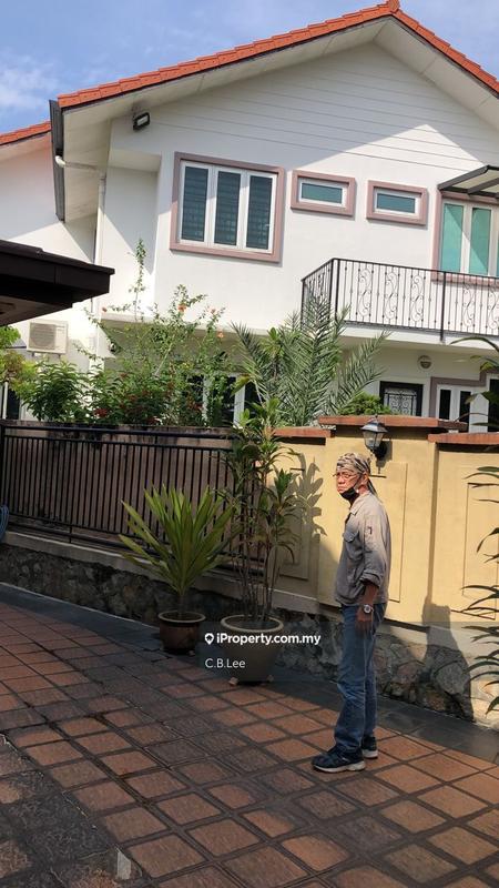 Banglo untuk Dijual di Bandar Tun Hussein Onn, Cheras oleh C.B.Lee - iProperty.com.my