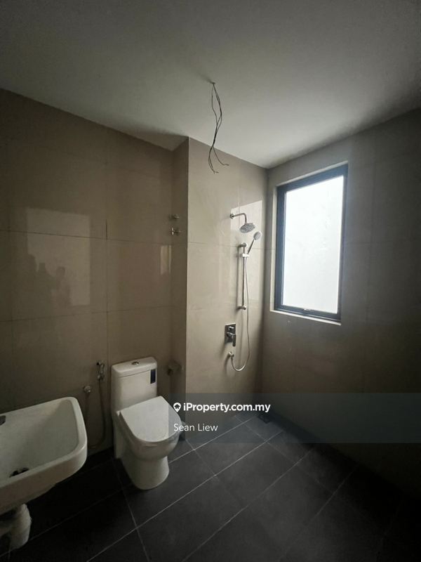 Rumah Berangkai 3.5 Tingkat untuk Disewa di Empire Residence , Damansara Perdana, Damansara Perdana oleh Sean Liew - iProperty.com.my