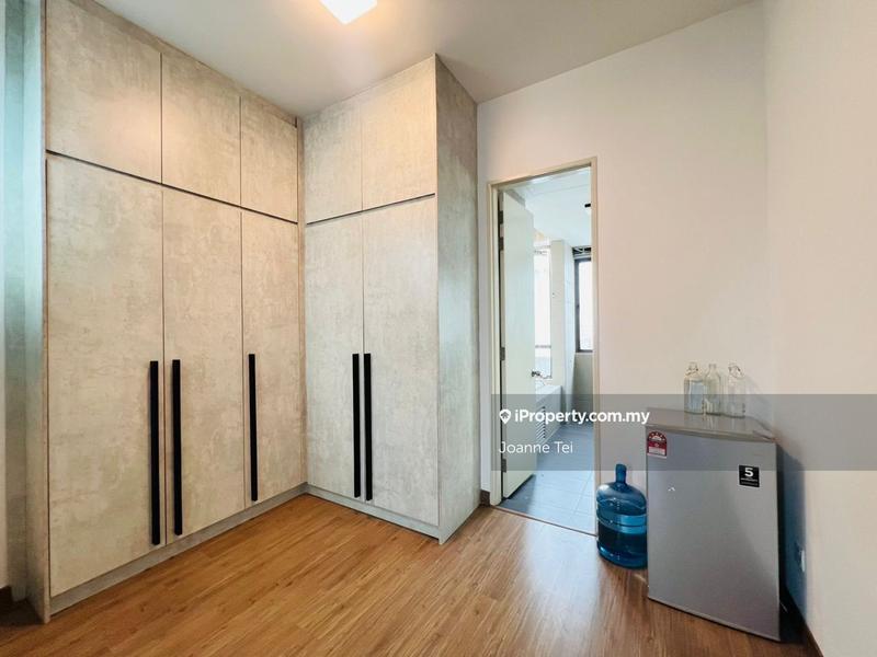 3-storey Terraced House for Sale in LakePoint Residence, Cyberjaya by Joanne Tei - iProperty.com.my