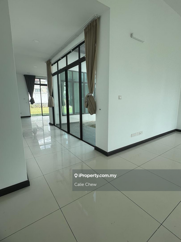 Bungalow House for Sale in Setia Eco Park, Setia Alam by Calie Chew - iProperty.com.my