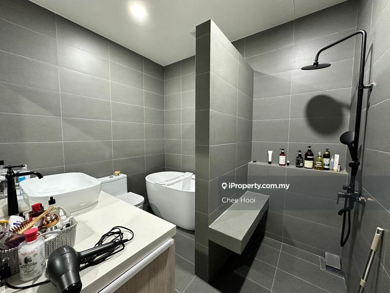 1.5-storey Terraced House for Sale in Reservoir Garden, Ayer Itam by Chee Hooi - iProperty.com.my