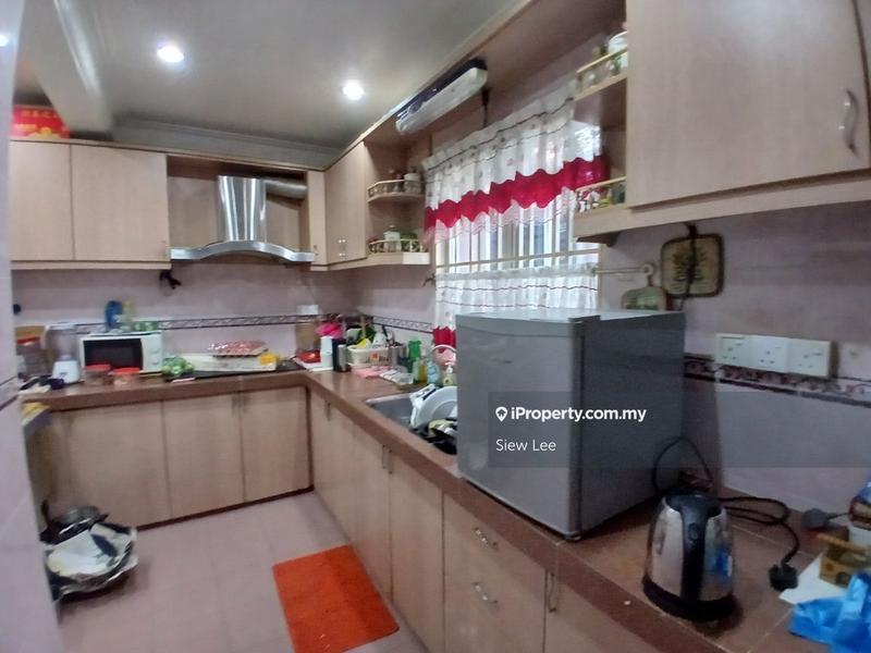 2-storey Terraced House for Sale in Seri Utama Damansara, Kota Damansara by Siew Lee - iProperty.com.my