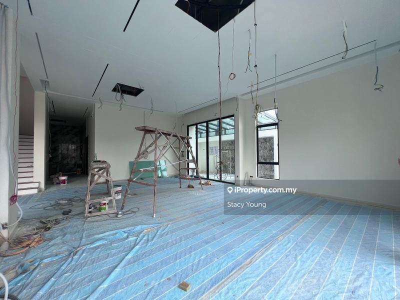 Rumah Berkembar untuk Dijual di Wira Heights, Bandar Sungai Long oleh Stacy Young - iProperty.com.my