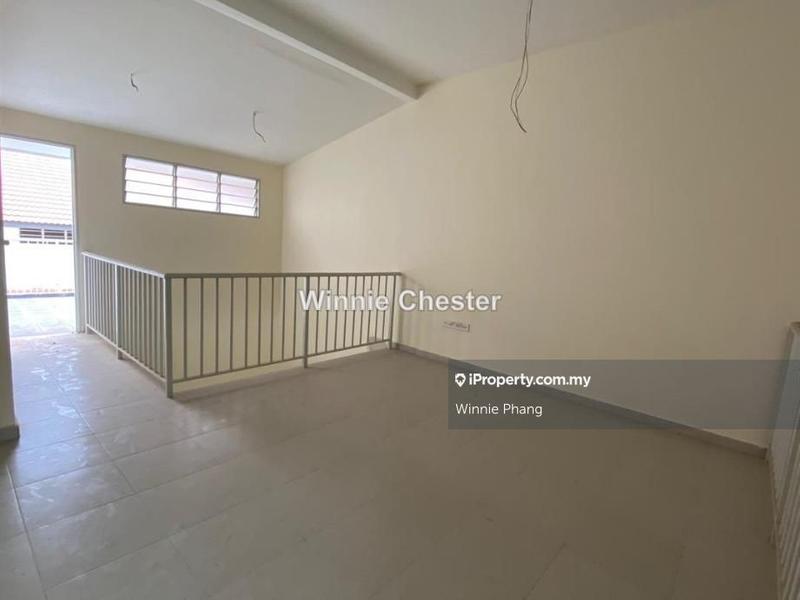 Rumah Berangkai 2 Tingkat untuk Dijual di Taman Nuri, Durian Tunggal oleh Winnie Phang - iProperty.com.my