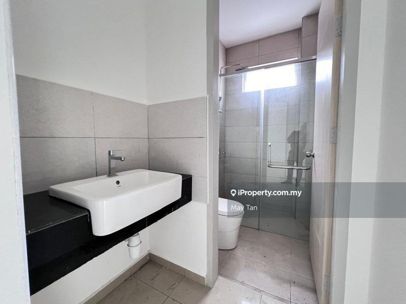 Rumah Berkembar untuk Dijual di Taman Kluang Perdana, Kluang oleh May Tan - iProperty.com.my
