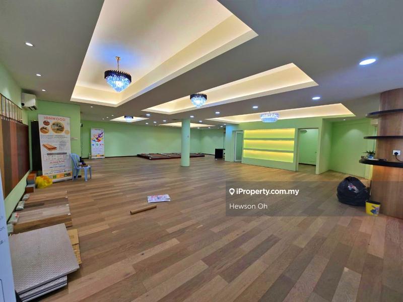 Commercial Bungalow for Sale in Kawasan 18, Klang by Hewson Oh - iProperty.com.my