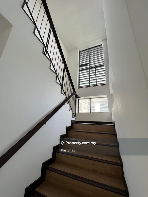 Rumah Teres 2-Tingkat untuk Dijual di Laman Glenmarie, Shah Alam oleh Ras Shaz - iProperty.com.my