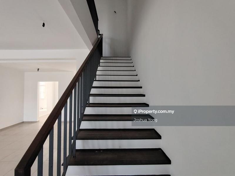 Rumah Teres 2-Tingkat untuk Dijual di Eco Majestic, Semenyih oleh Joshua Yong - iProperty.com.my