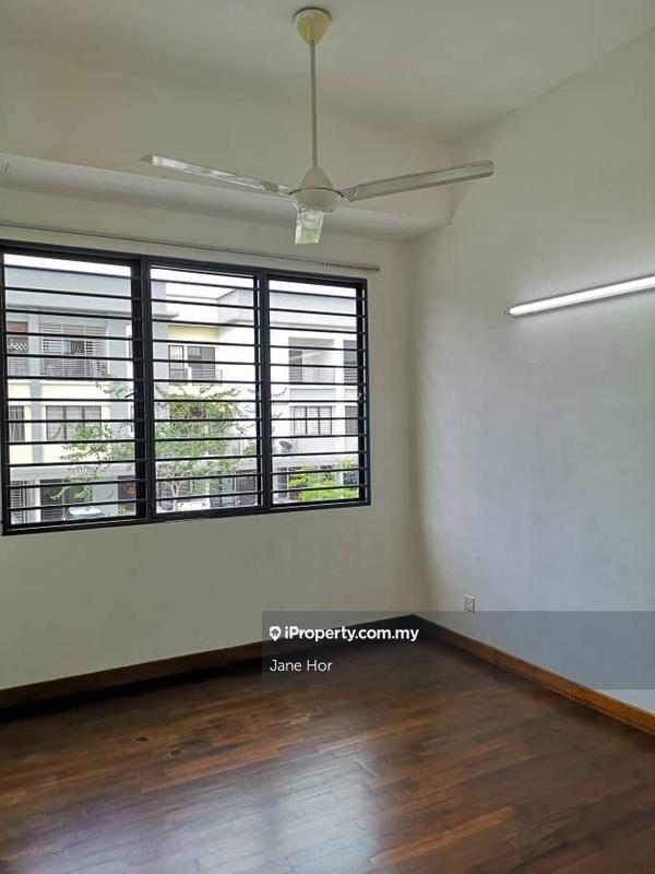 Townhouse for Sale in Puchong, Selangor by Jane Hor - iProperty.com.my
